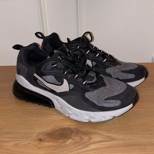 NIKE AIR MAX 270 REACT SZ 7Y/MENS